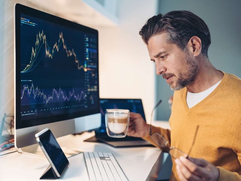 DayTradersRetailvs.PropTradingAccounts-8d1e92d96fd94e2f8b7316247049b410